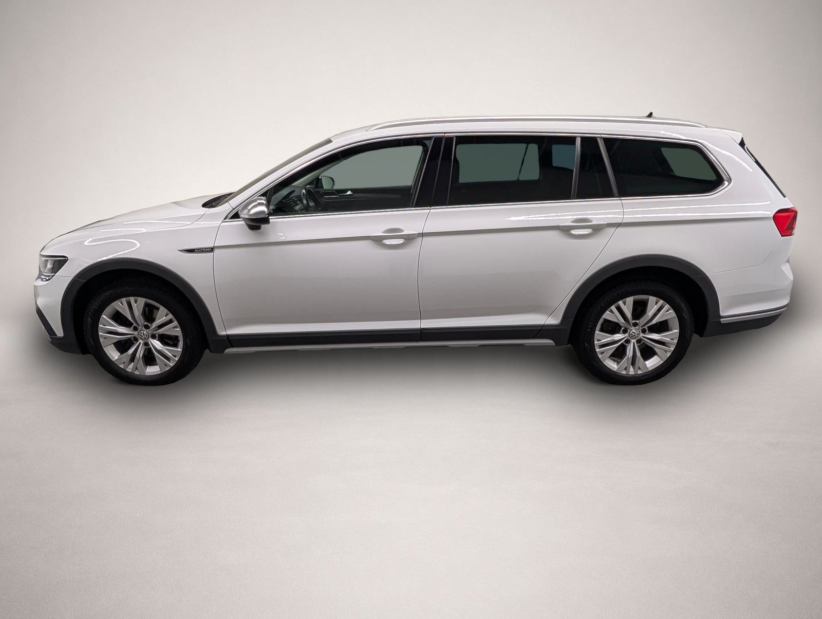 Volkswagen Passat Variant Passat Variant Alltrack 4M LED/Navi/Massage/SHZ - Thumbnail 2