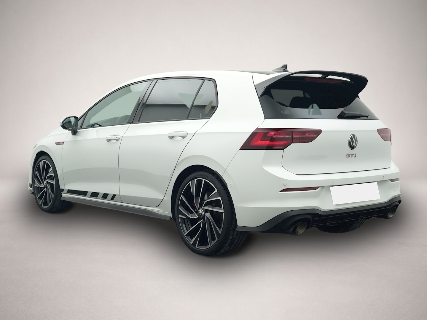 Bild 3 Volkswagen Golf GTI 8 2.0 TSI DSG CLUBSPORT AKRA PANO H&K D