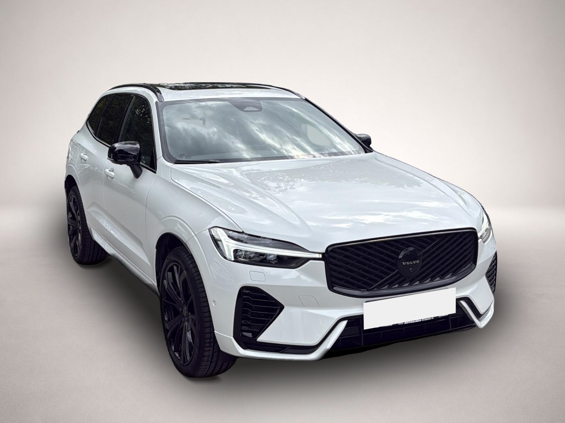 Bild 4 Volvo XC60 T6 Recharge Plus Black Edition Plug-In-Hybr