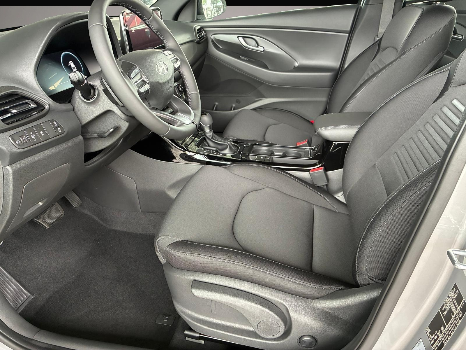 Bild 5 Hyundai i30 Kombi Comfort Plus 1.0 TGDI DCT / Navi / Sit