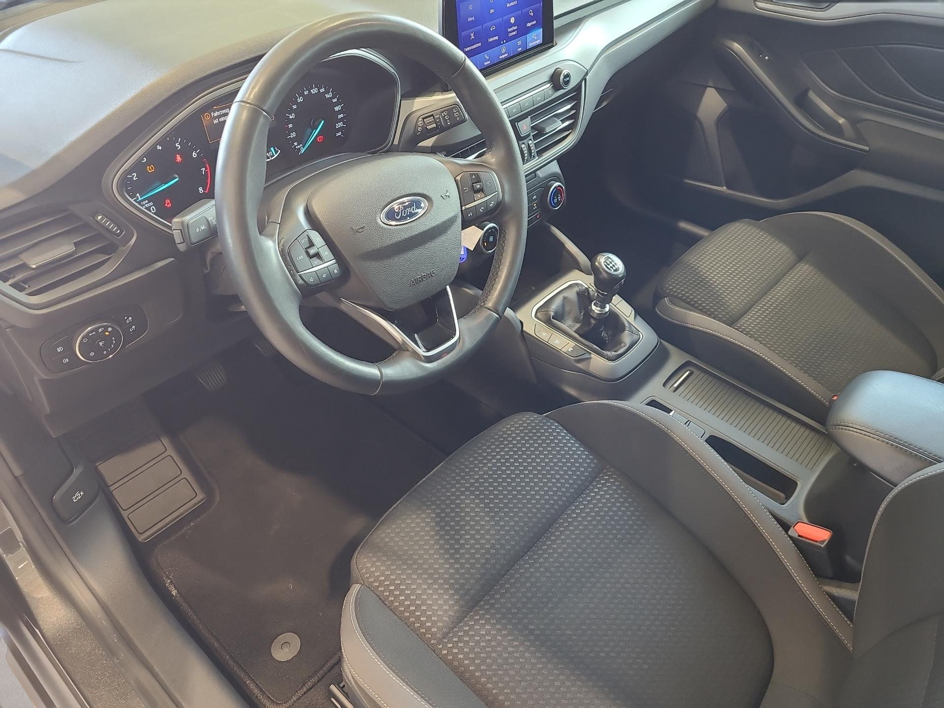 Bild 6 Ford Focus Cool & Connect Bluetooth Navi LED Klima