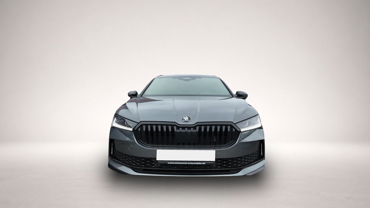Bild 2 Skoda Superb Combi 2.0 TDI DSG 4x4 Sportline Panorama