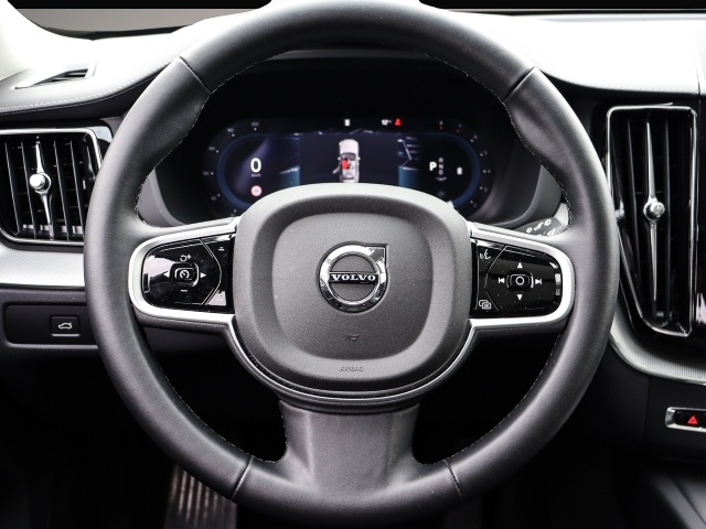 Bild 5 Volvo XC60 Ultra Dark AWD B5 Benzin EU6e HUD AD AHK Di