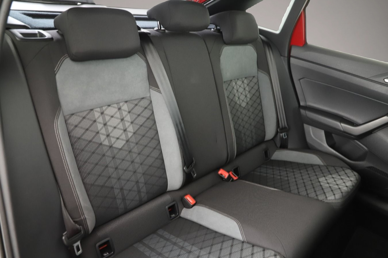 Bild 5 Volkswagen Taigo 1.0 TSI R-Line IQ.Light/ACC/Kamera/App/Nav