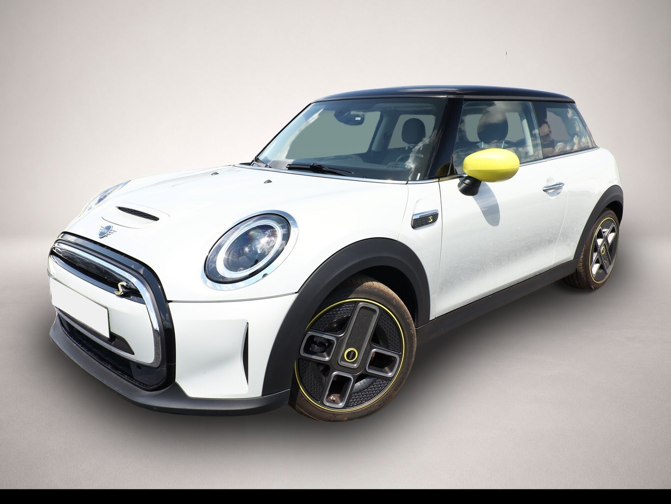 Fotografie MINI Cooper SE Classic Trim LED DCC Nav LM17Z Klima