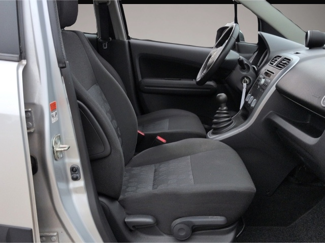 Bild 6 Suzuki Splash 1.2*Klima CD-Radio Nebelscheinw Alufelgen