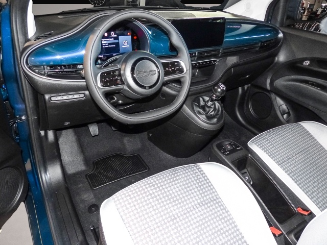 Fotografie 4 des Fiat 500 Hybrid Torino LED Apple CarPlay Android Auto