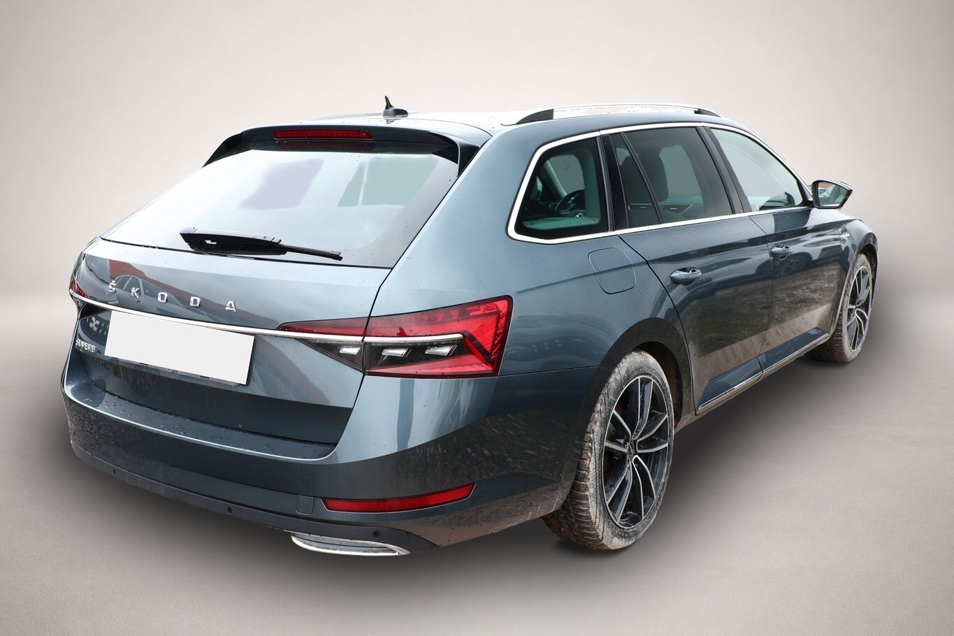 Bild 3 Skoda Superb Combi 1.5 TSI 150 DSG L&K Pano AHK ACC