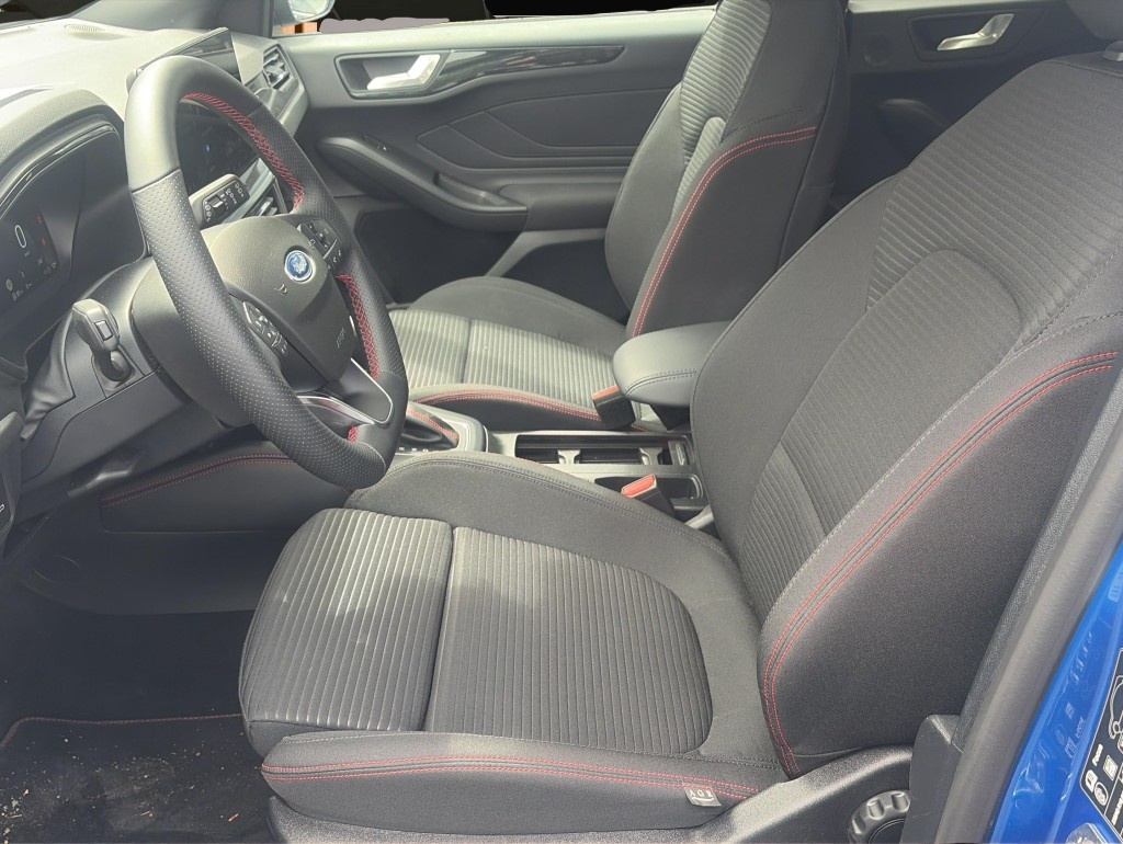 Bild 6 Ford Focus 1.0 EB ST-Line X*Pano*Bang&Olufsen*ACC