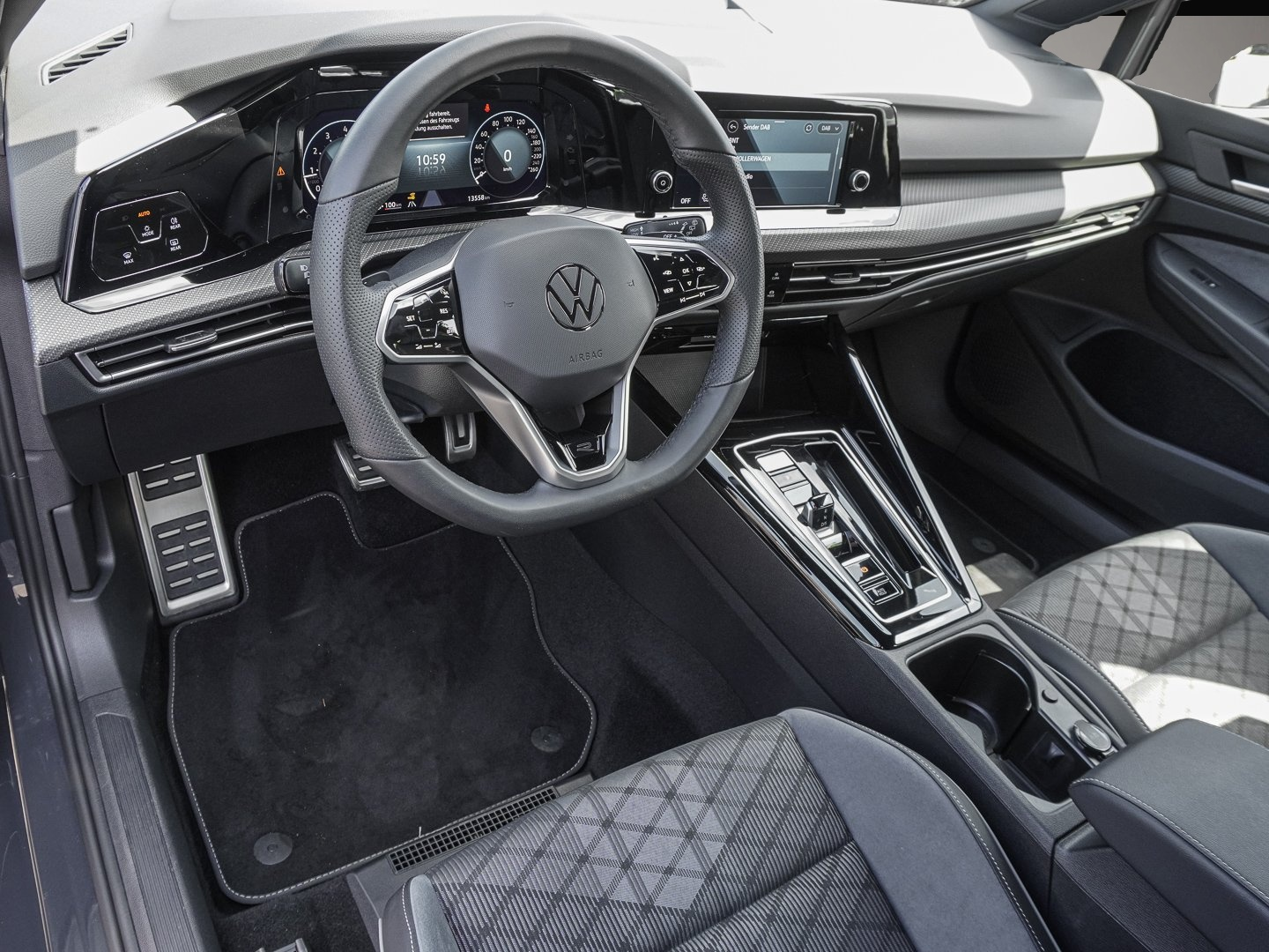 Bild 7 Volkswagen Golf 1.5 eTSI DSG R-Line