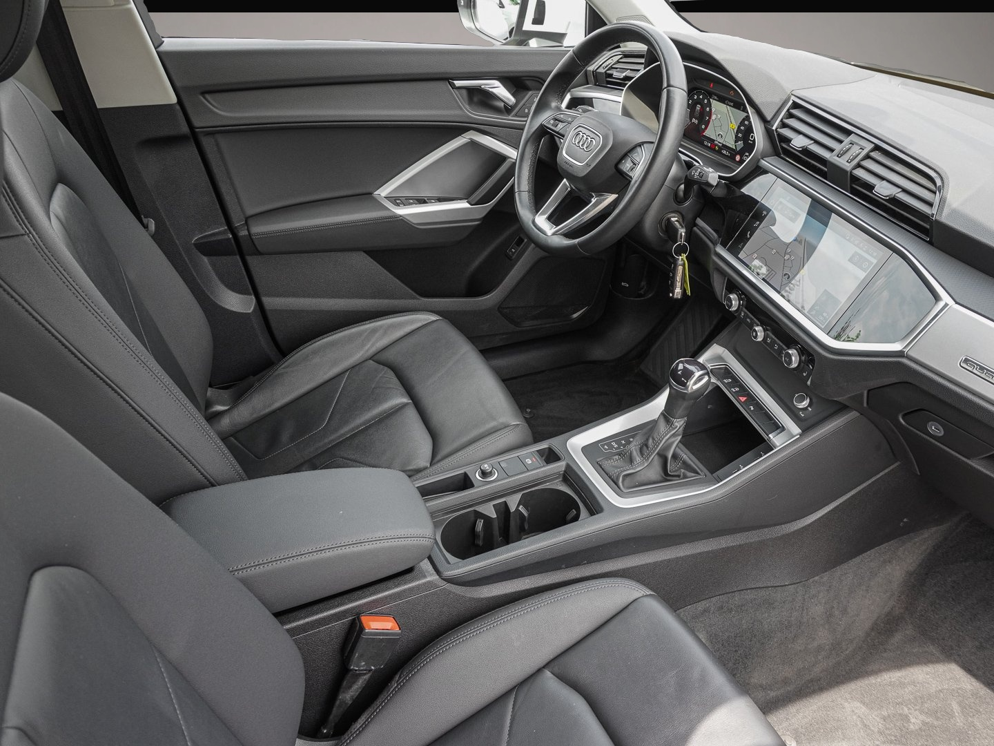 Fotografie 6 des Audi quattro Q3 40 TFSI quattro S tronic
