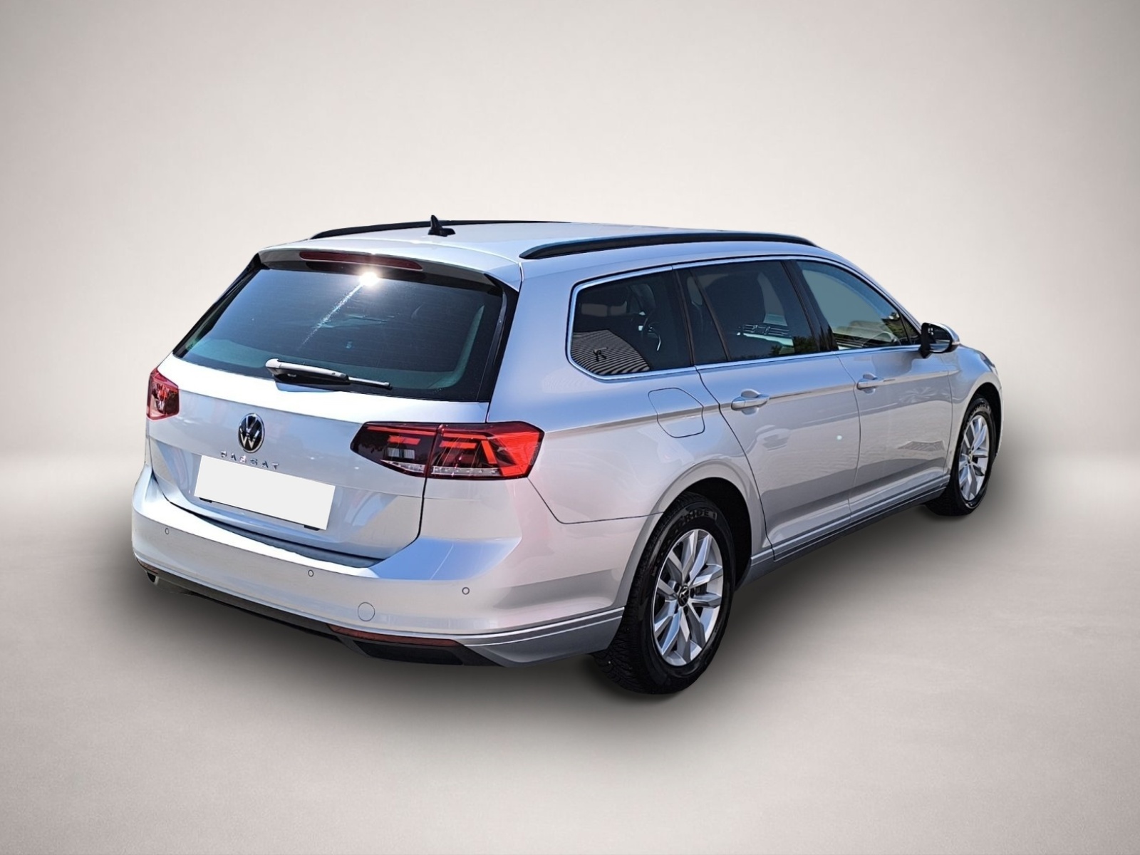 Bild 7 Volkswagen Passat Variant 2.0 TDI DSG Business AHK LED NAVI