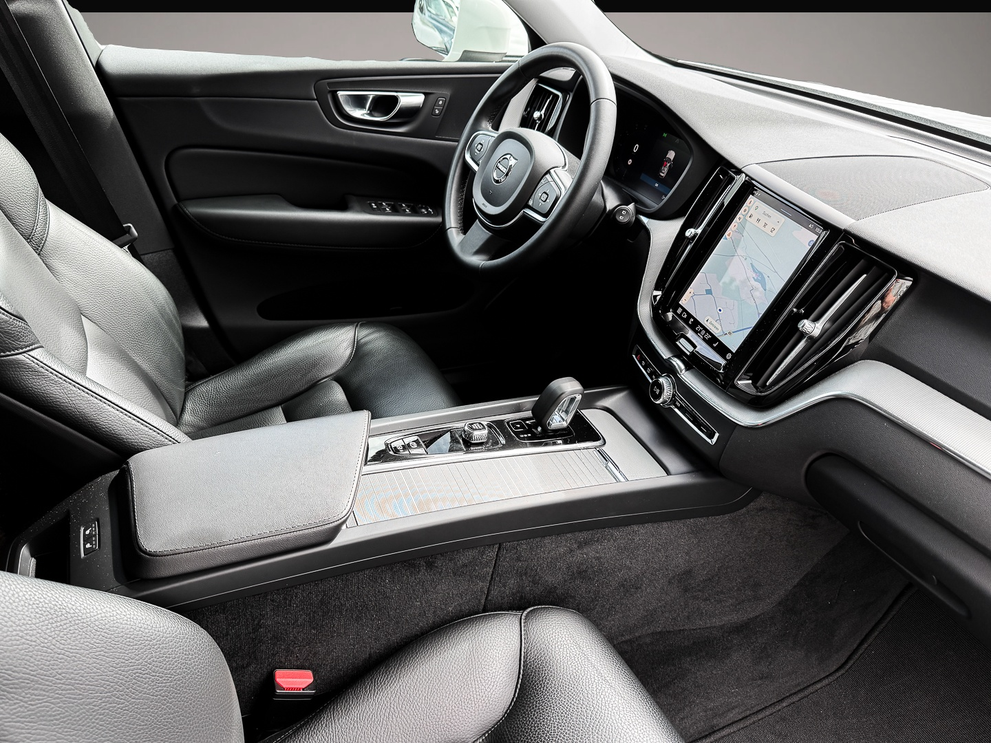 Bild 3 Volvo XC60 Core 2WD StandHZG Digitales Cockpit Soundsy