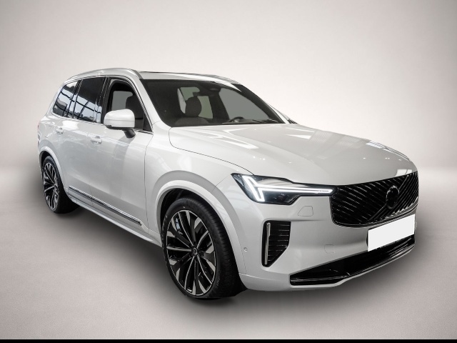 Fotografie Volvo XC90 Ultra Bright Recharge Plug-In Hybrid AWD T8