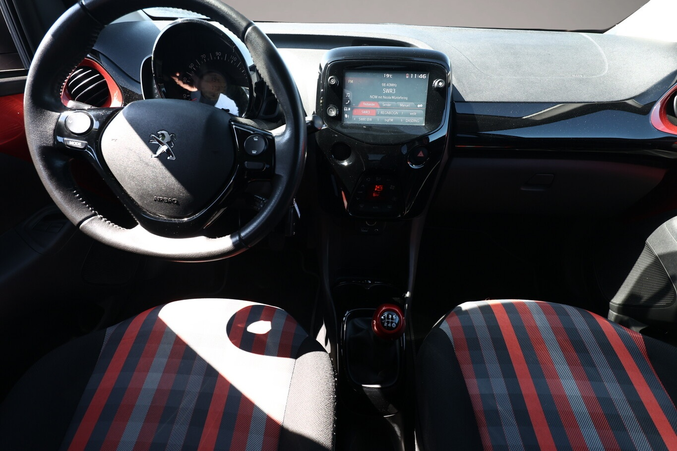 Bild 7 Peugeot 108 1.0 VTi 72 TOP! Collection SHZ Klimaaut. 15Z