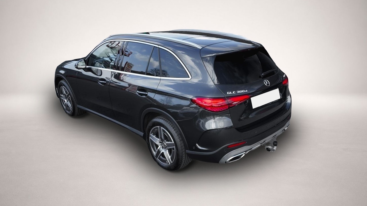Bild 6 Mercedes-Benz GLC 300 d Edition AMG Line 4Matic/Pano/AHK