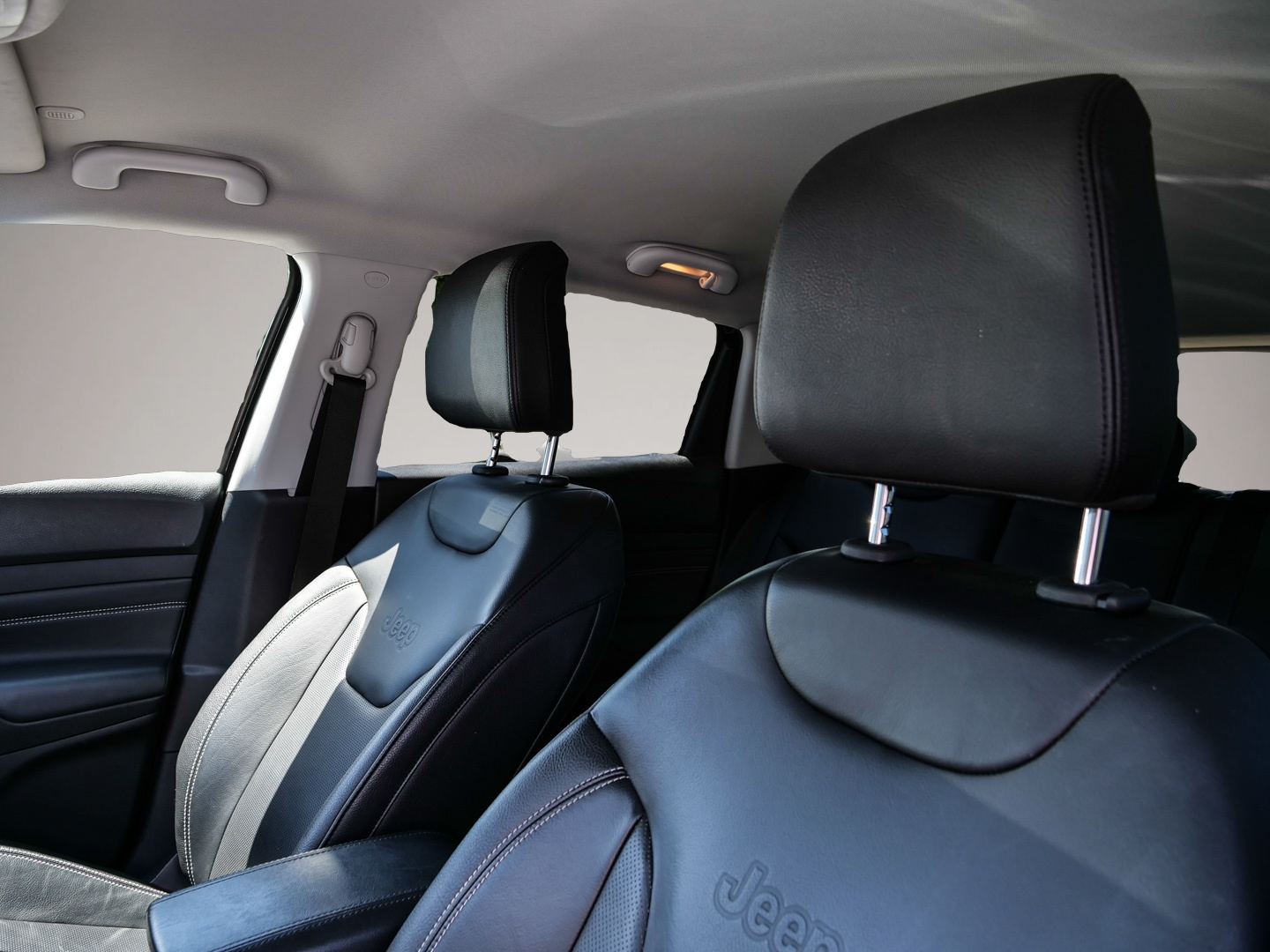 Bild 5 Jeep Compass S Plug-In Hybrid 4WD Navi Soundsystem 36