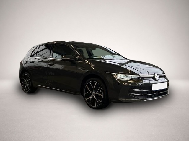 Bild 1 Volkswagen Golf 1.5 eTSI Edition 50 Jahre