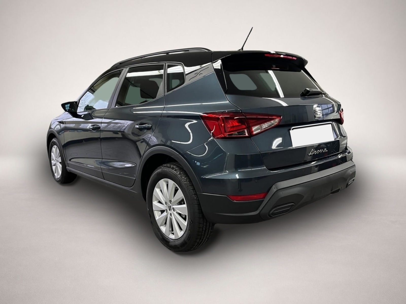 Fotografie des Seat Arona 1.0 TSI DSG Road Edition ACC NAVI PDC