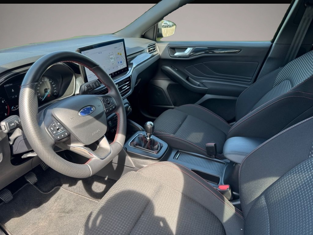 Bild 5 Ford Focus Turnier 1.0 EcoBoost Hybrid ST-LINE