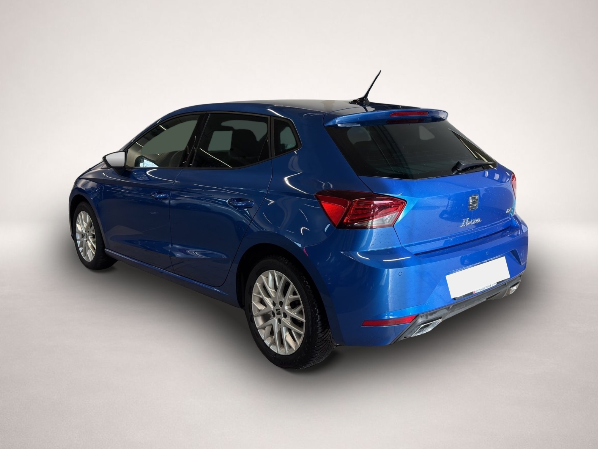 Bild 4 Seat Ibiza 1.5 TSI DSG FR ab 199.- EUR mtl. 1000.- An
