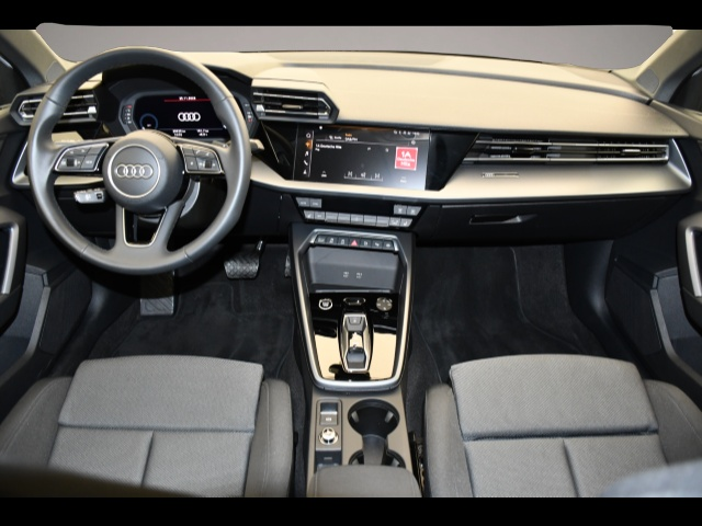 Bild 4 Audi A3 Sportback 35TFSI S tronic ACC/SITZHZ/LED/PARK
