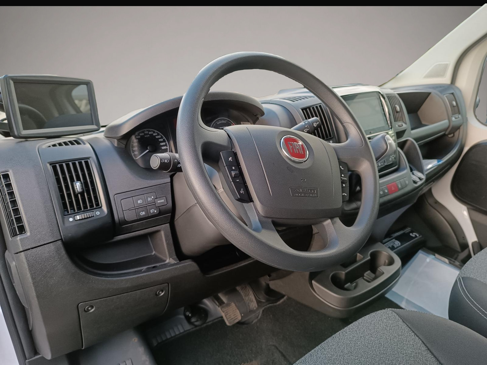 Fotografie 2 des Fiat Other Ducato BEV-E L2H2 47KW,Navi,RFK,LR-Boden, u.v.m.