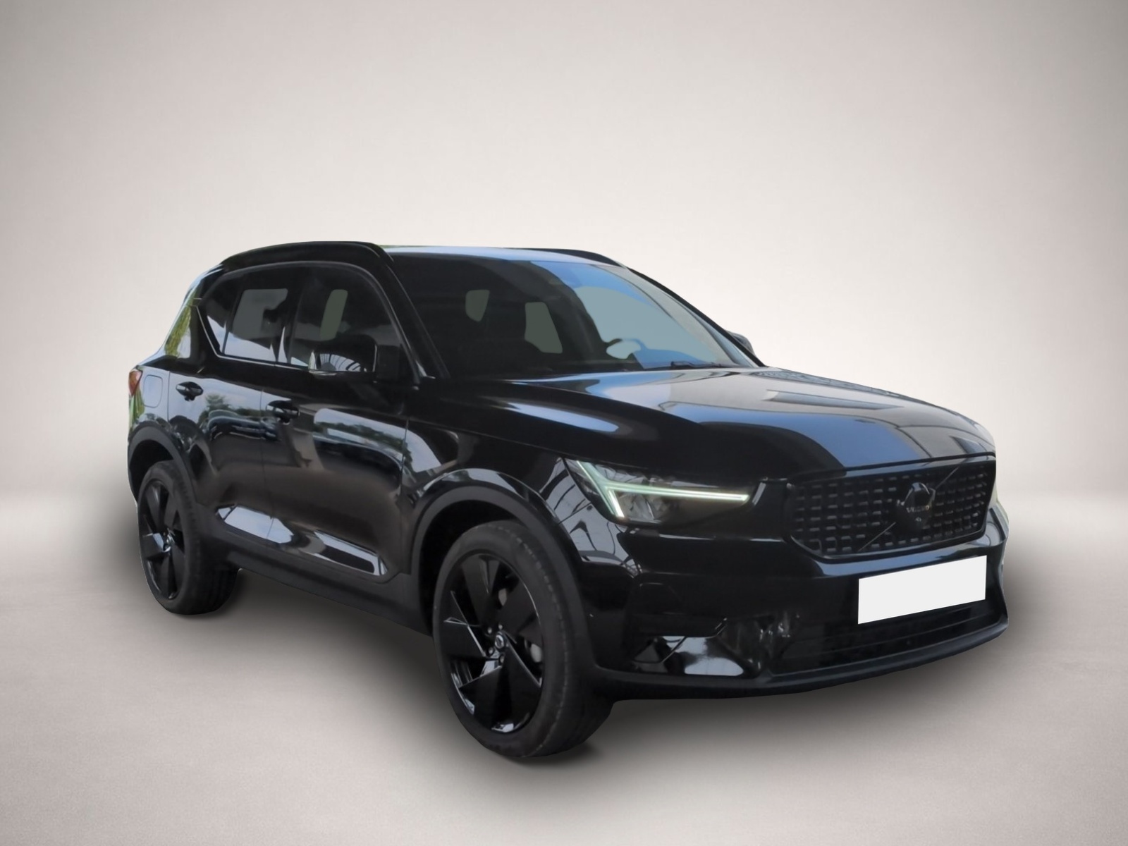 Bild 6 Volvo XC40 B4 Plus Black Edition ACC+LED+Navi+SHZ+360