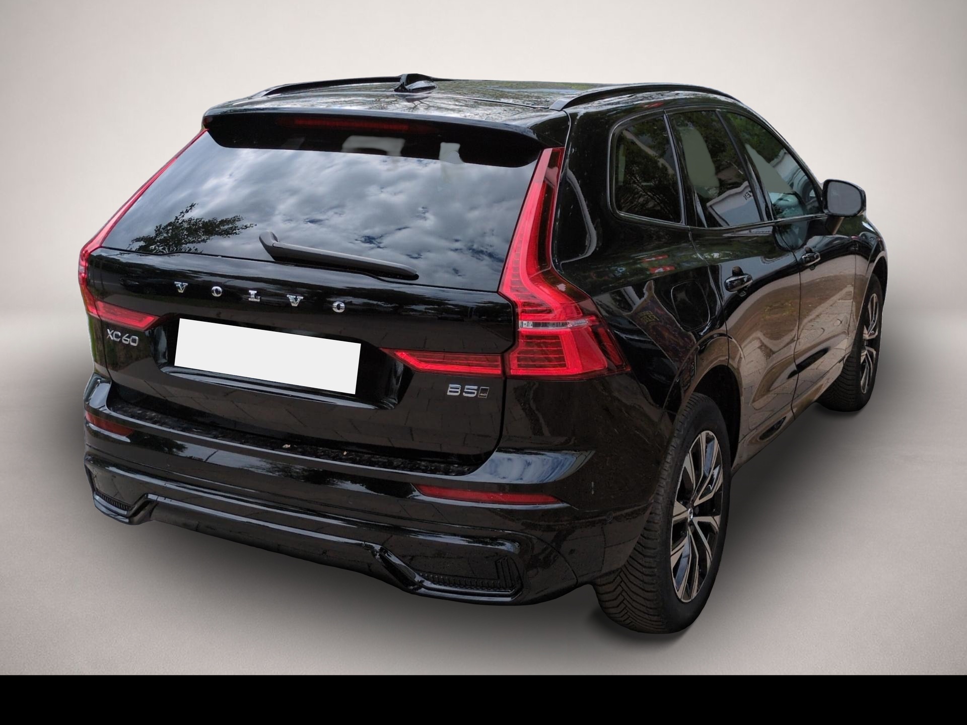 Bild 3 Volvo XC60 XC 60 Plus Dark AWD