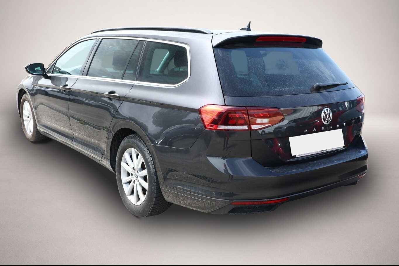 Bild 4 Volkswagen Passat Variant 1.5 TSI 150 DSG Business LED ACC