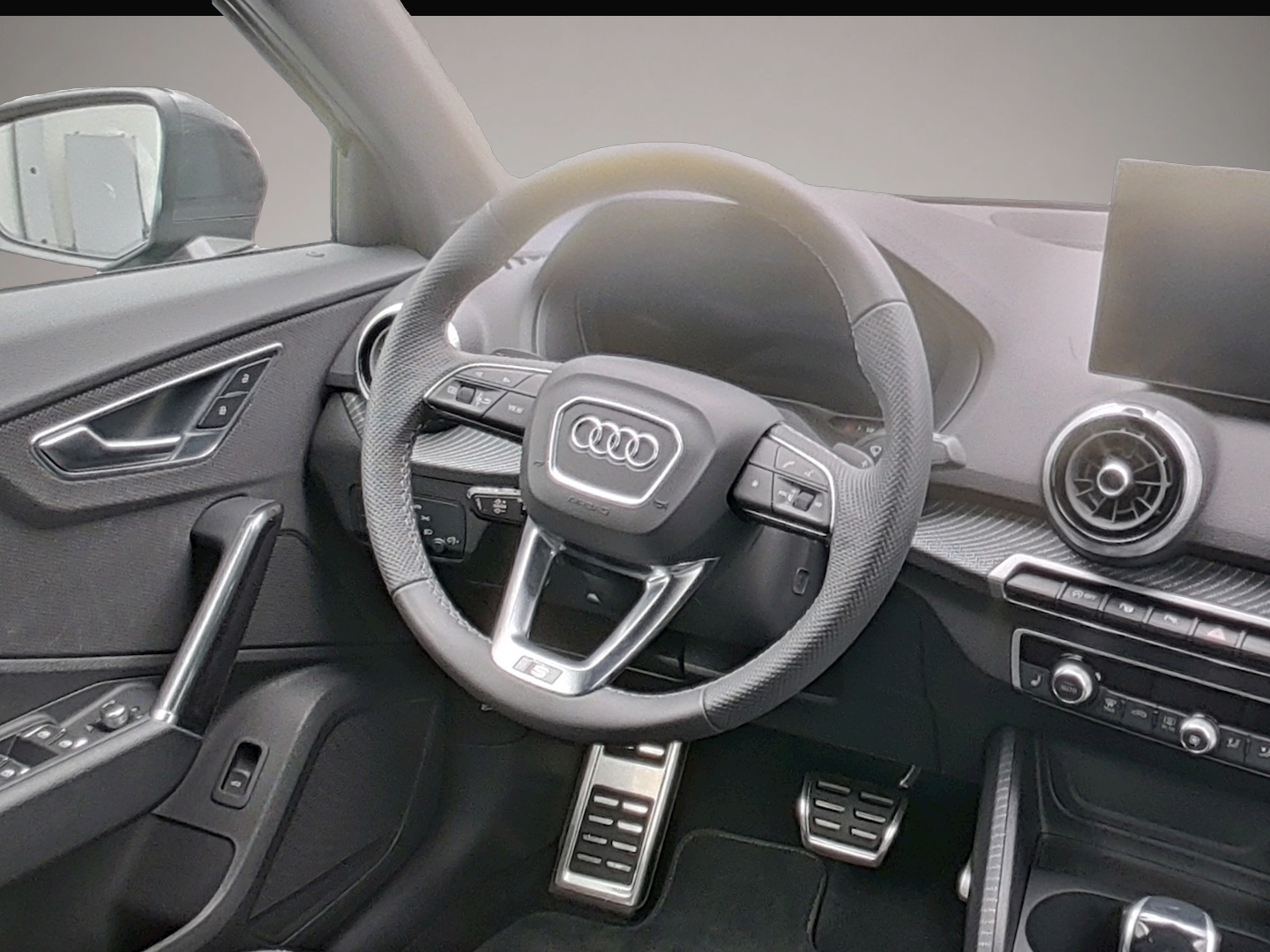 Bild 4 Audi Q2 35 TFSI S tronic 2x s-line AHK ACC DIGI- LED