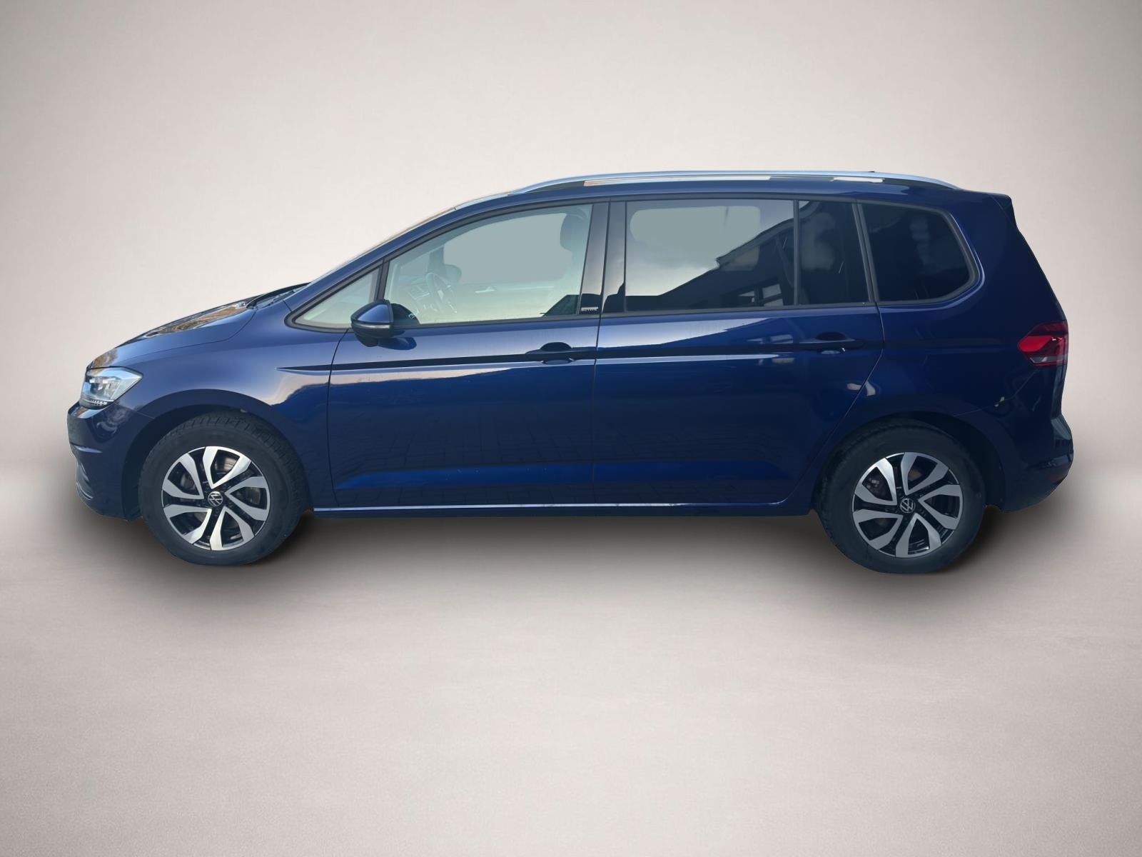 Bild 3 Volkswagen Touran 1.5 TSI Active LED ACC NAVI SHZ PARKP