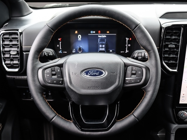 Fotografie 5 des Ford Ranger Wildtrak e-4WD Doka el. Rollo Techno 46 L