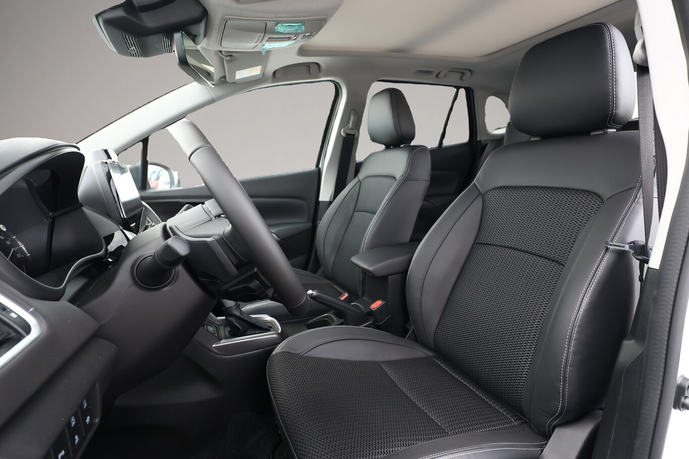 Fotografie 5 des Suzuki Across S-Cross 1.4 MHEV Aut. Comfort+ Pano 360° Leder