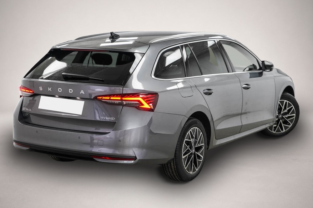 Fotografie des Skoda Octavia Kombi 1,5 eTSI DSG mhev Selection -LAG.