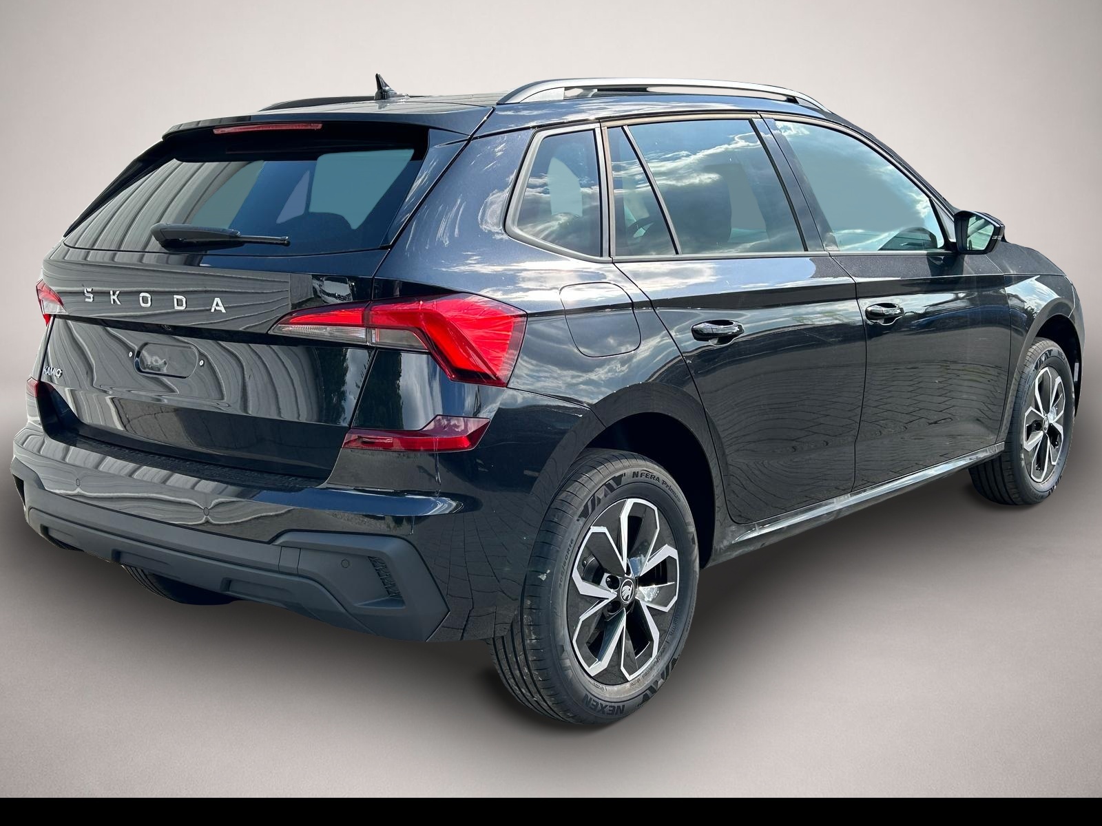 Bild 4 Skoda Kamiq 1.5 TSI DSG AHK*Android Auto*BlackPak*Keyl