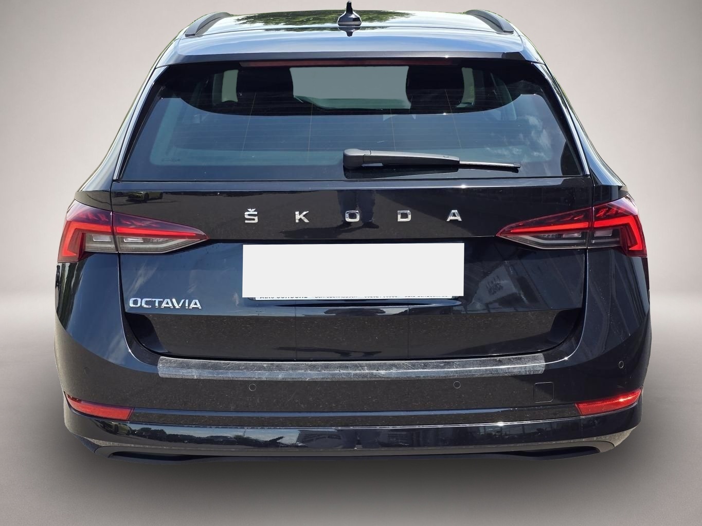 Bild 4 Skoda Octavia Combi 2.0 TDI DSG Ambition AHK+VIRTUAL-C