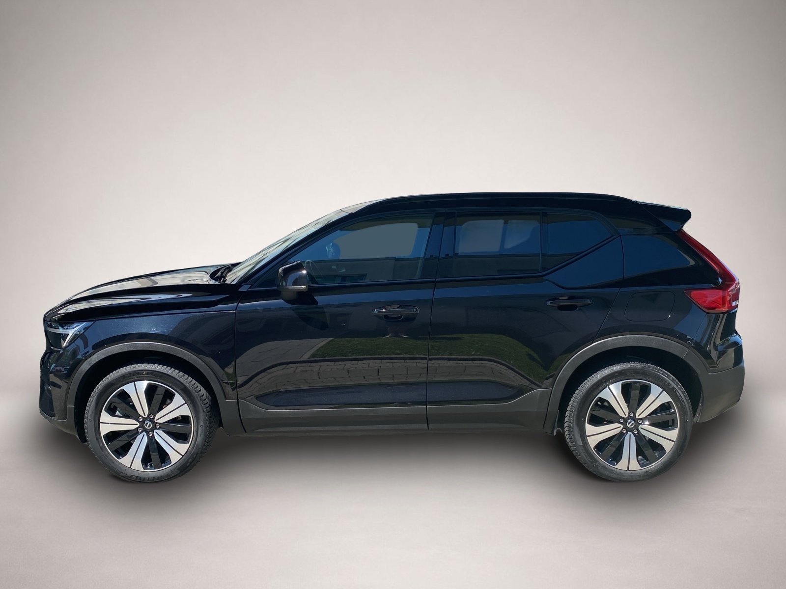 Bild 2 Volvo XC40 P8 Plus Recharge Pure Electric ACC+LED+Navi