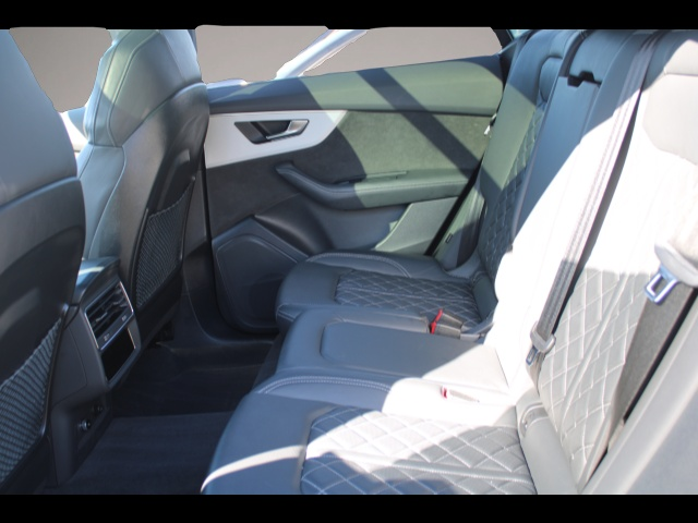 Bild 5 Audi quattro SQ8 4.0 TFSI quattro tiptronic Standhzg/Massage/