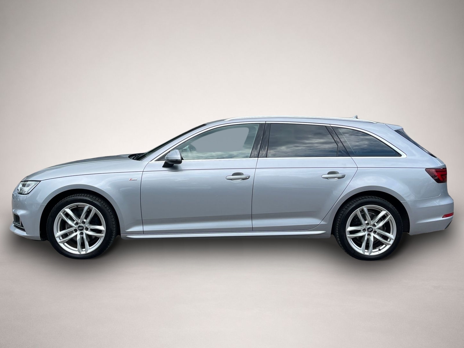 Fotografie 2 des Audi A4 Avant 1.4 TFSI S-tronic Sport *Pano*LED*Navi*