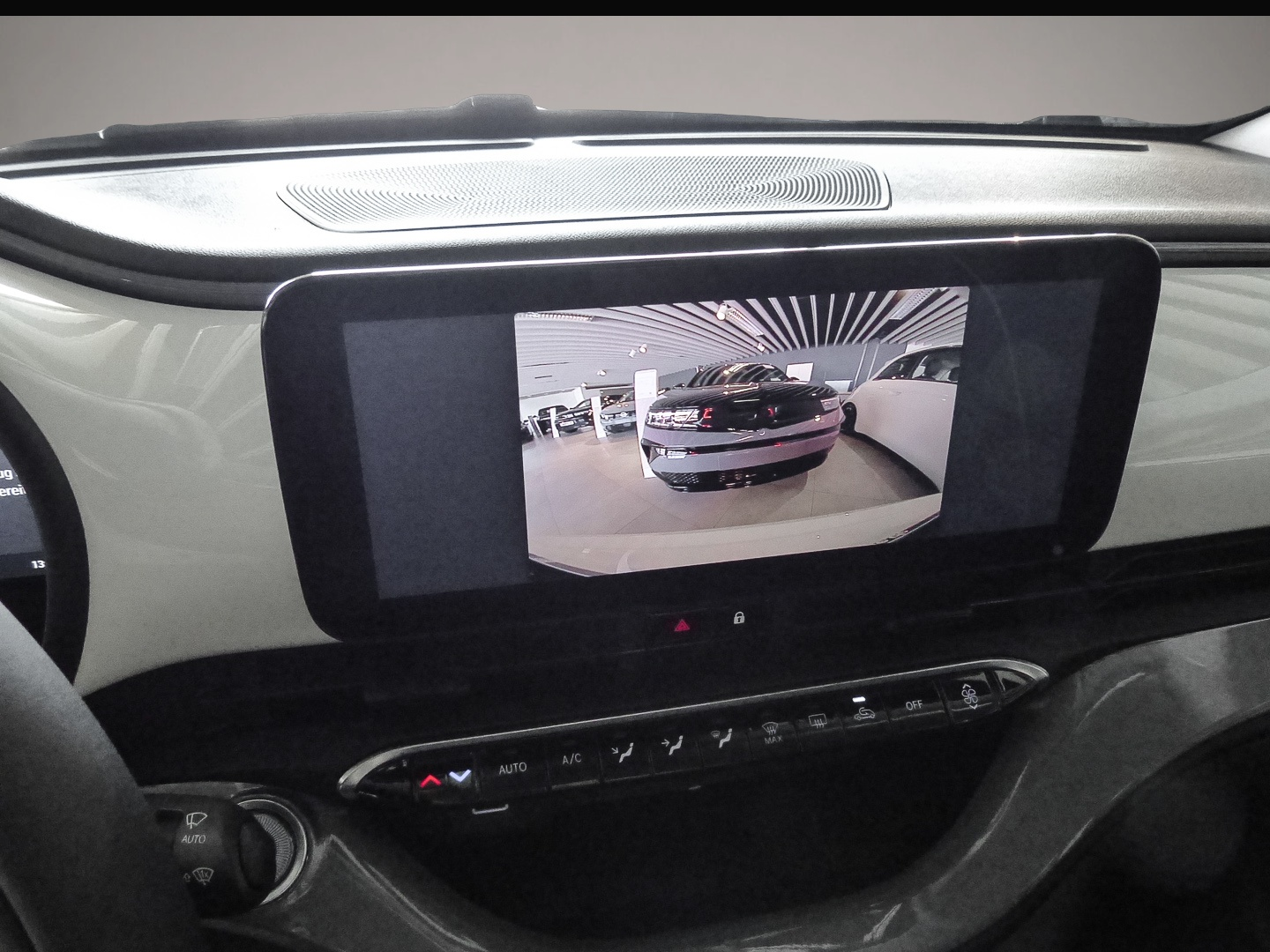 Bild 6 Fiat 500e Icon 42 kWh // Style-Paket // Komfort-Paket