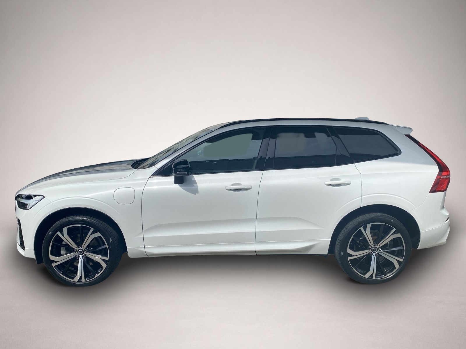 Bild 2 Volvo XC60 T8 R Design Recharge WiPa*LED*Navi*
