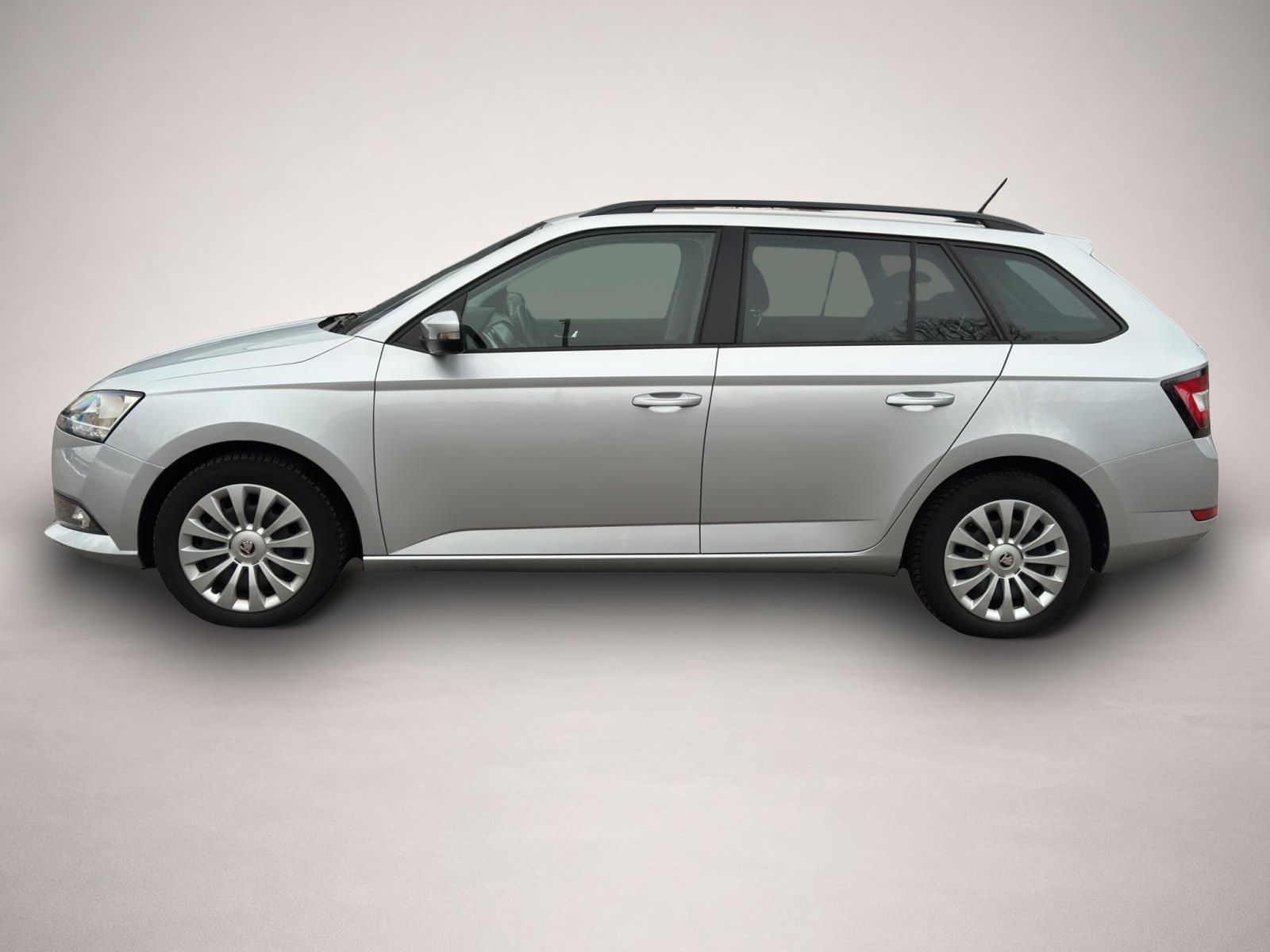 Bild 3 Skoda Fabia Combi 1.0 TSI AB 146EUR Ambition NAVI PDC
