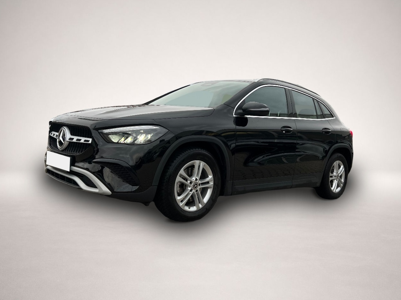 Bild 1 Mercedes-Benz GLA 180 *LED Navi Kamera Sitzh. DAB Leder*