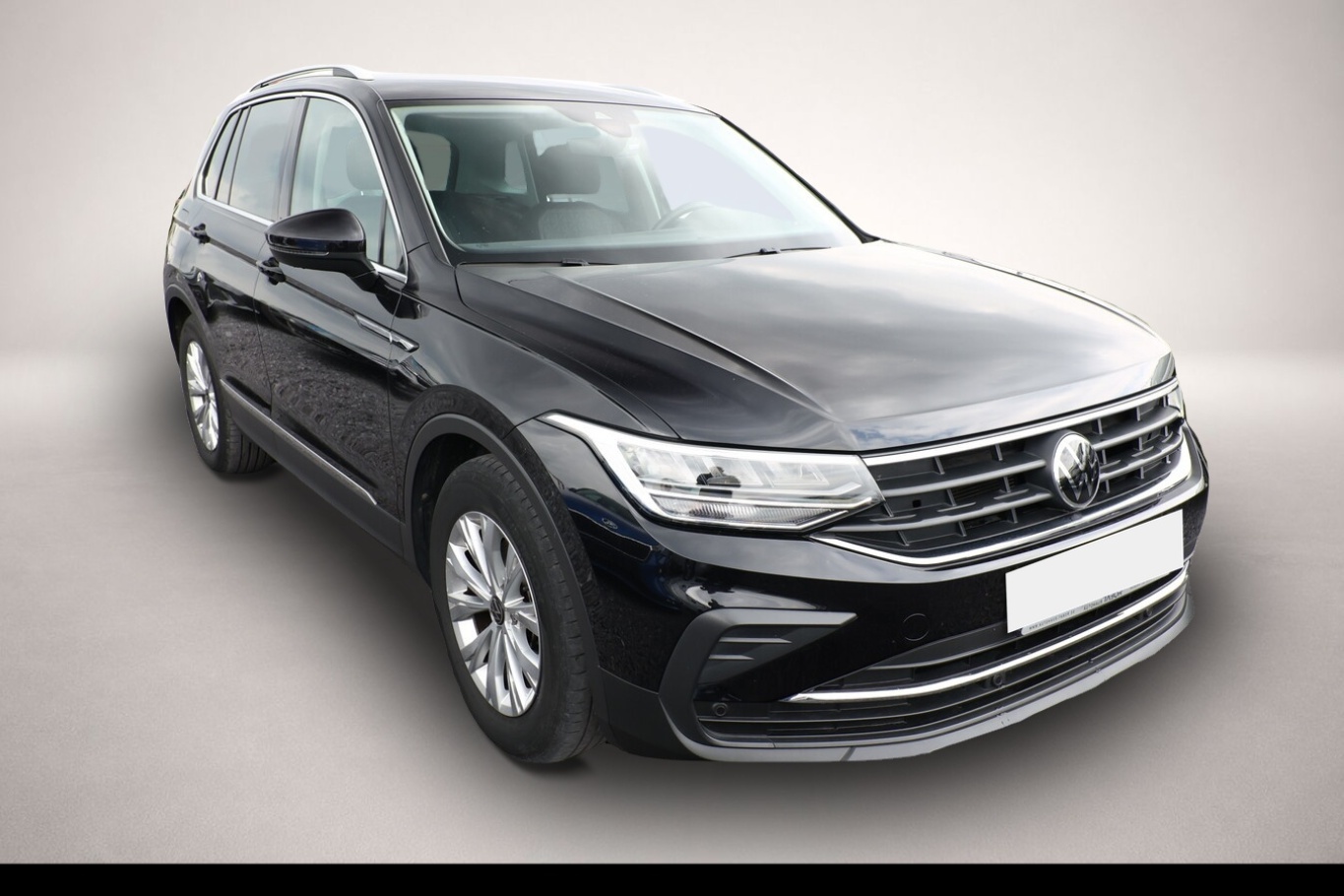 Bild 2 Volkswagen Tiguan 1.5 TSI 150 DSG Life LED PDC SHZ ACC 17Z