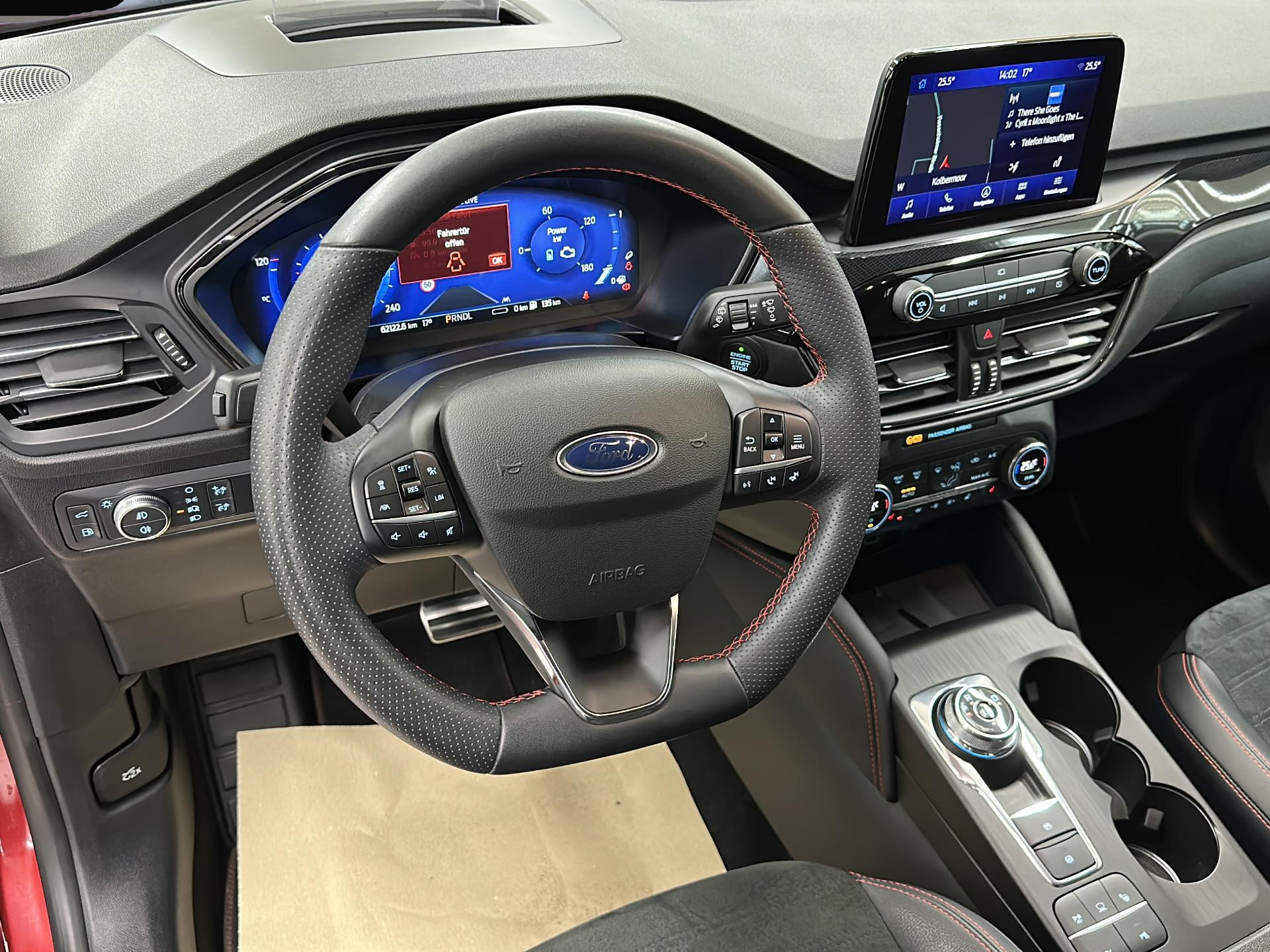 Bild 5 Ford Kuga Plug-In Hybrid ST-Line X Sportpaket Bluetoo