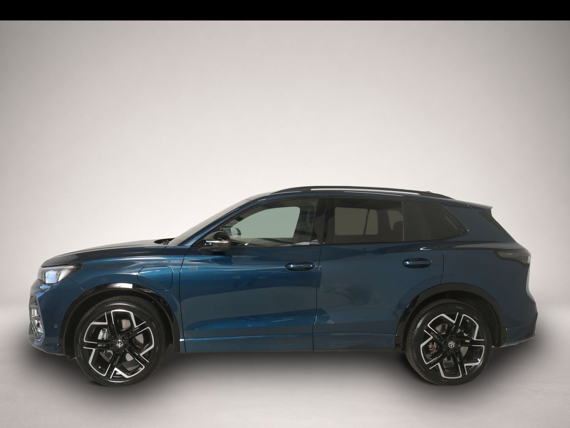 Bild 3 Volkswagen Tiguan 1.5 eHybrid R-Line Black Style
