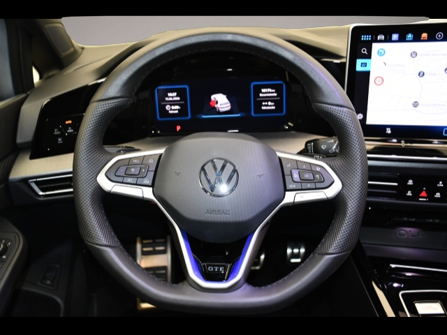Bild 5 Volkswagen Golf 8 VIII 1.5 TSI eHybrid DSG GTE Black Style
