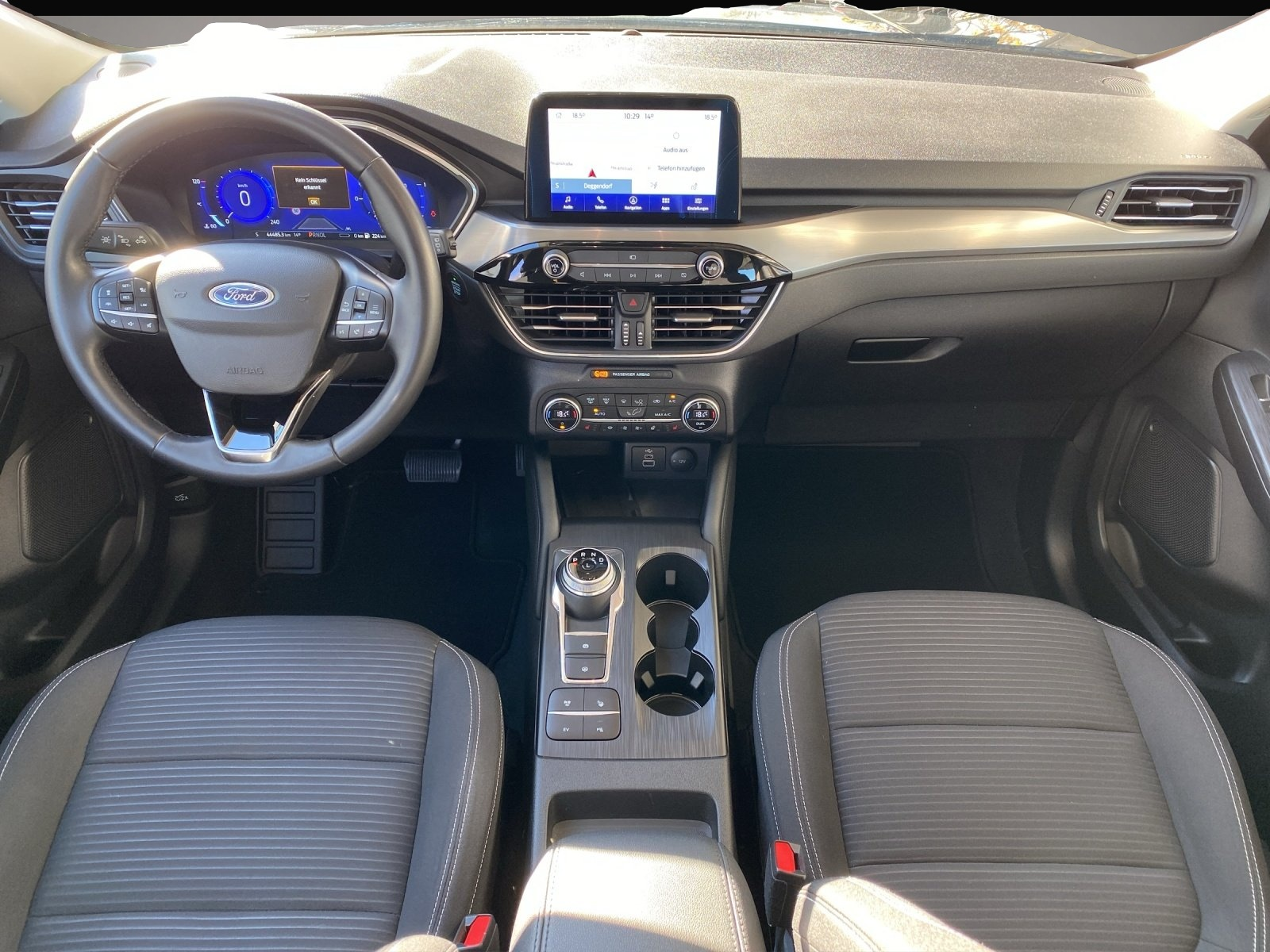 Fotografie 8 des Ford Kuga 2.5 Duratec PHEV WiPa*Park-Ass*RFK*SHZ*