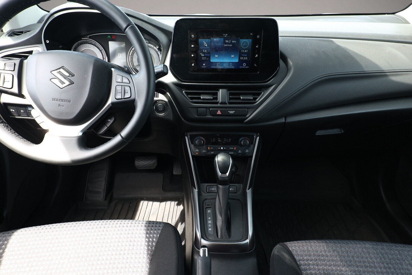 Vehicle image 7